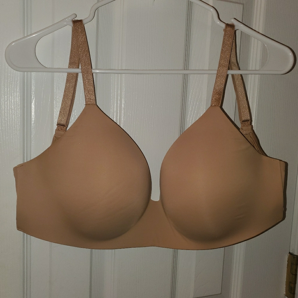 36DDD Victoria secret lightly lined wireless bra